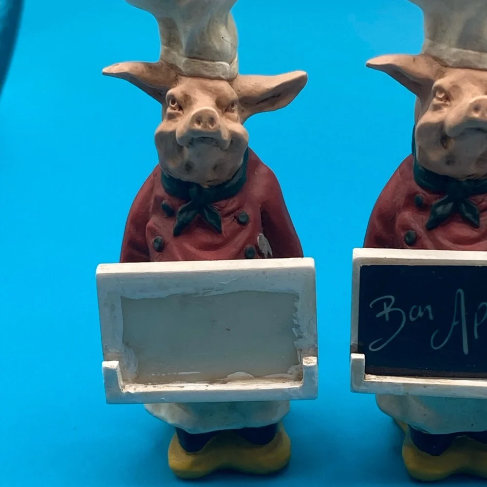 Williams Sonoma 2004 Pierre the Pig Place Card Holders (4)